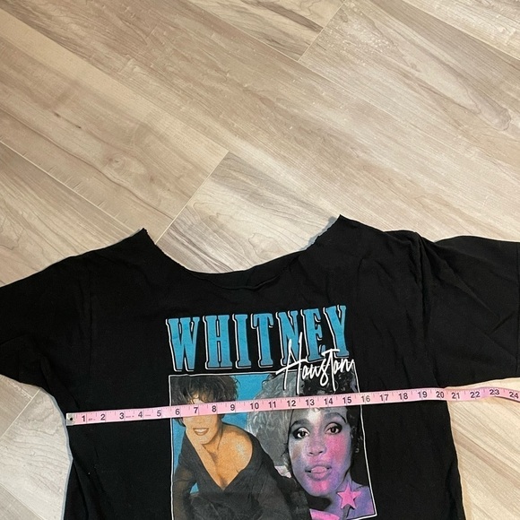 Black Whitney Houston Soft Graphic T W/ Custom Neck Line-See Measurements - Picture 8 of 10
